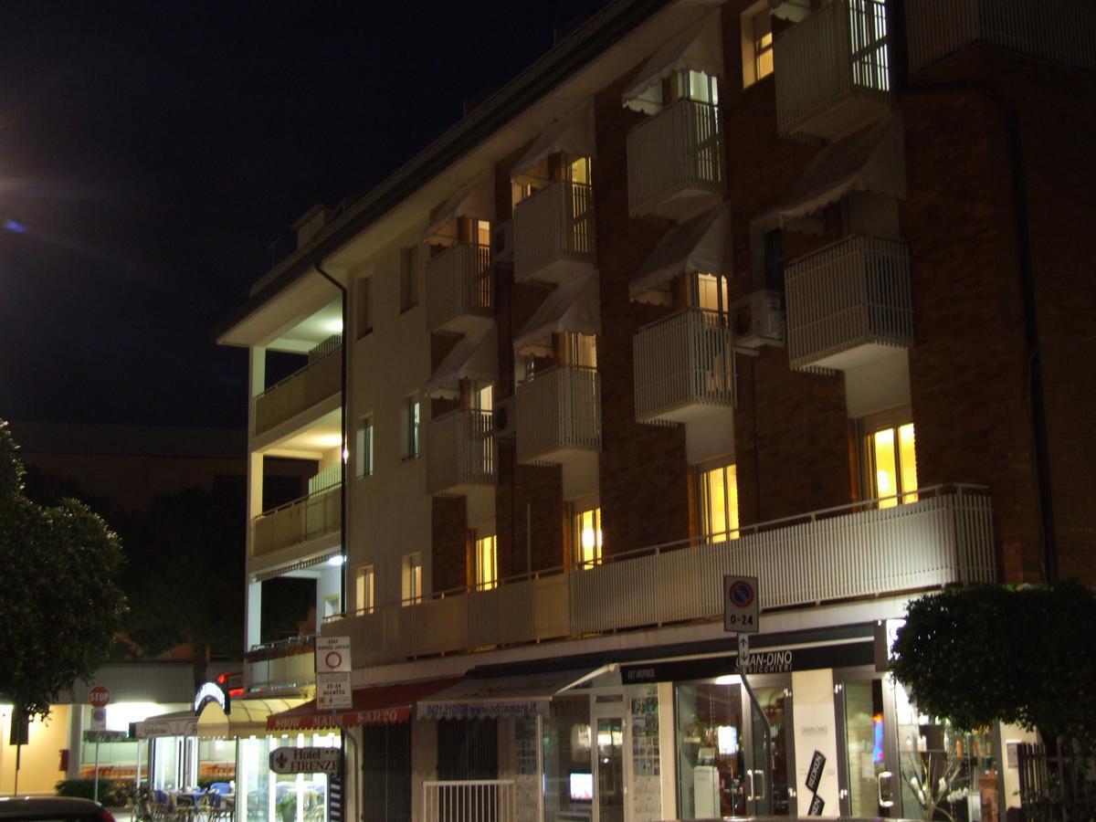 Hotel Firenze Caorle Exterior photo
