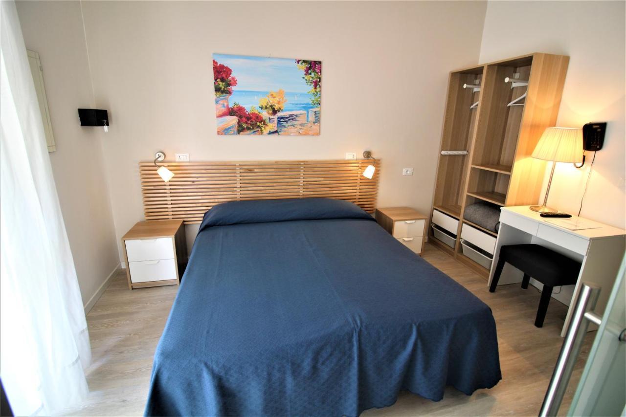 Hotel Firenze Caorle Exterior photo